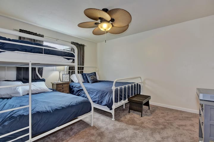 ห้องนอนชั้นบน