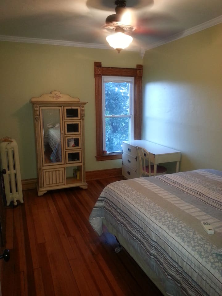 Bed 4