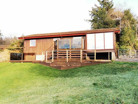 Sugar Pine Lodge- 3 bedroom Lodge with superb view