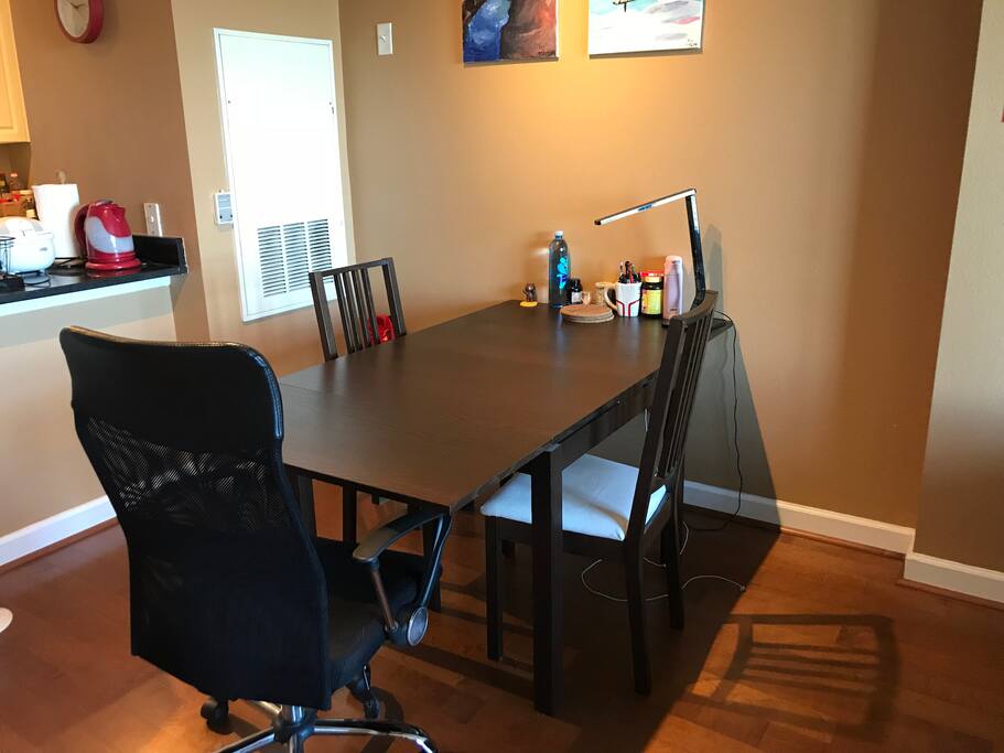Dining table / office desk