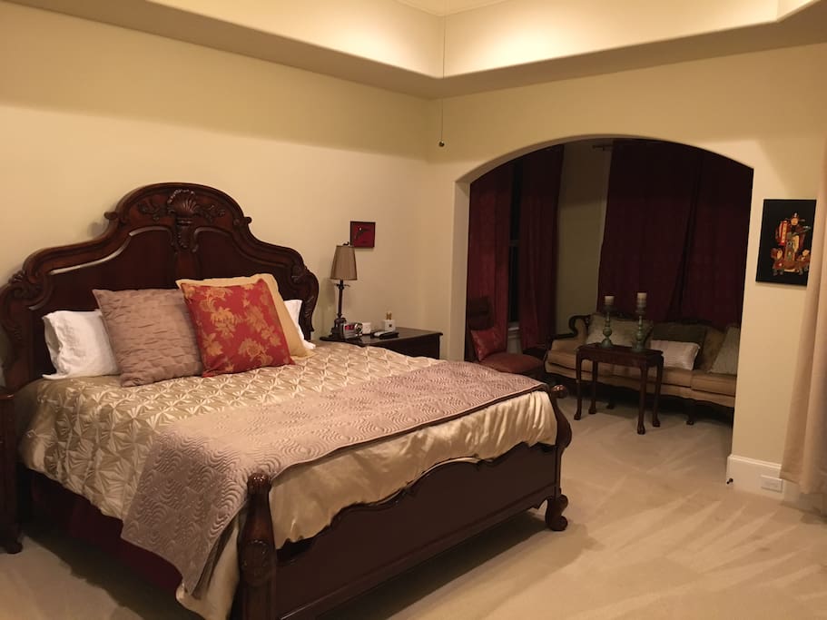 Master bedroom upstairs (king) with sitting area