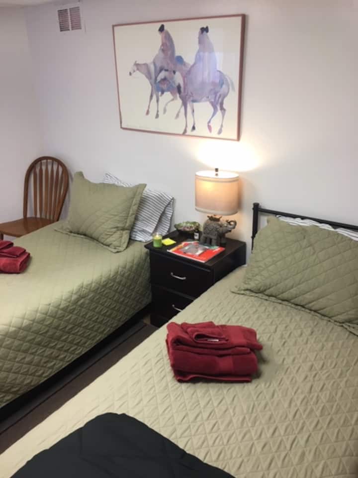 Private Rm 5 with two single beds Hostels for Rent in Whitefield, New