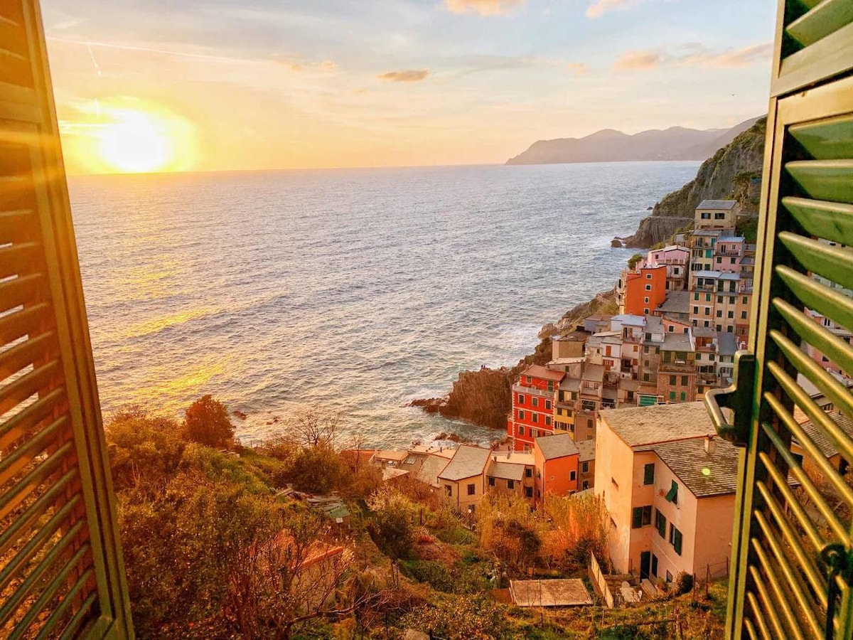 14 Best Airbnbs In Cinque Terre