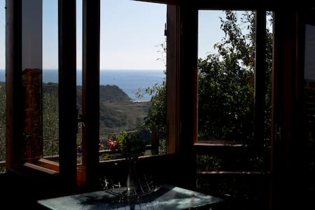 Casetta mediterranea, seaview 1km