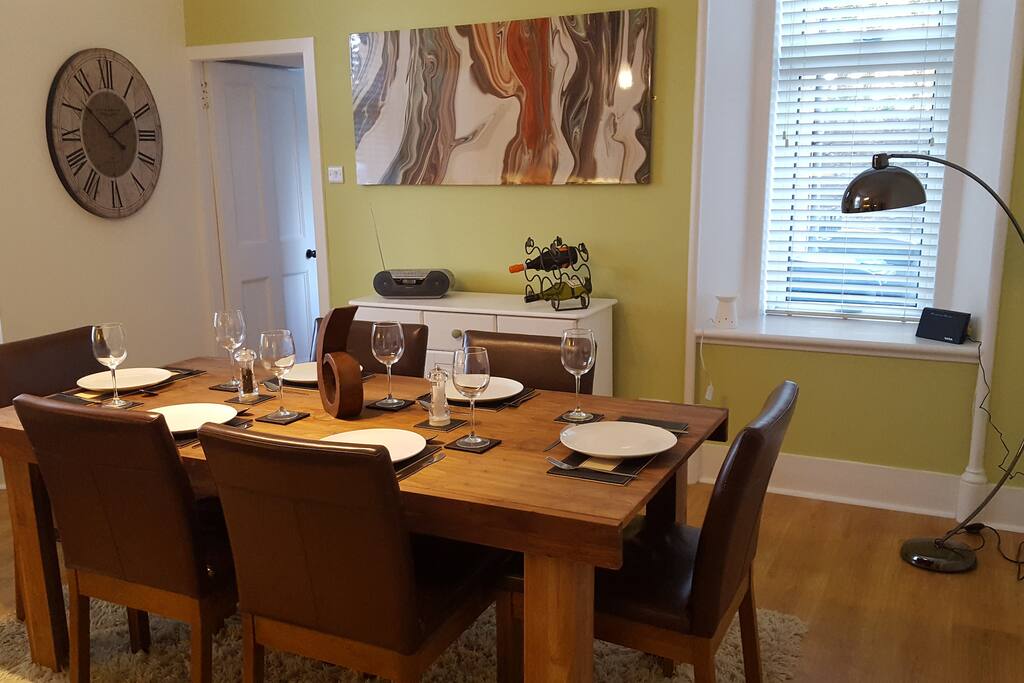 Diner/Kitchen