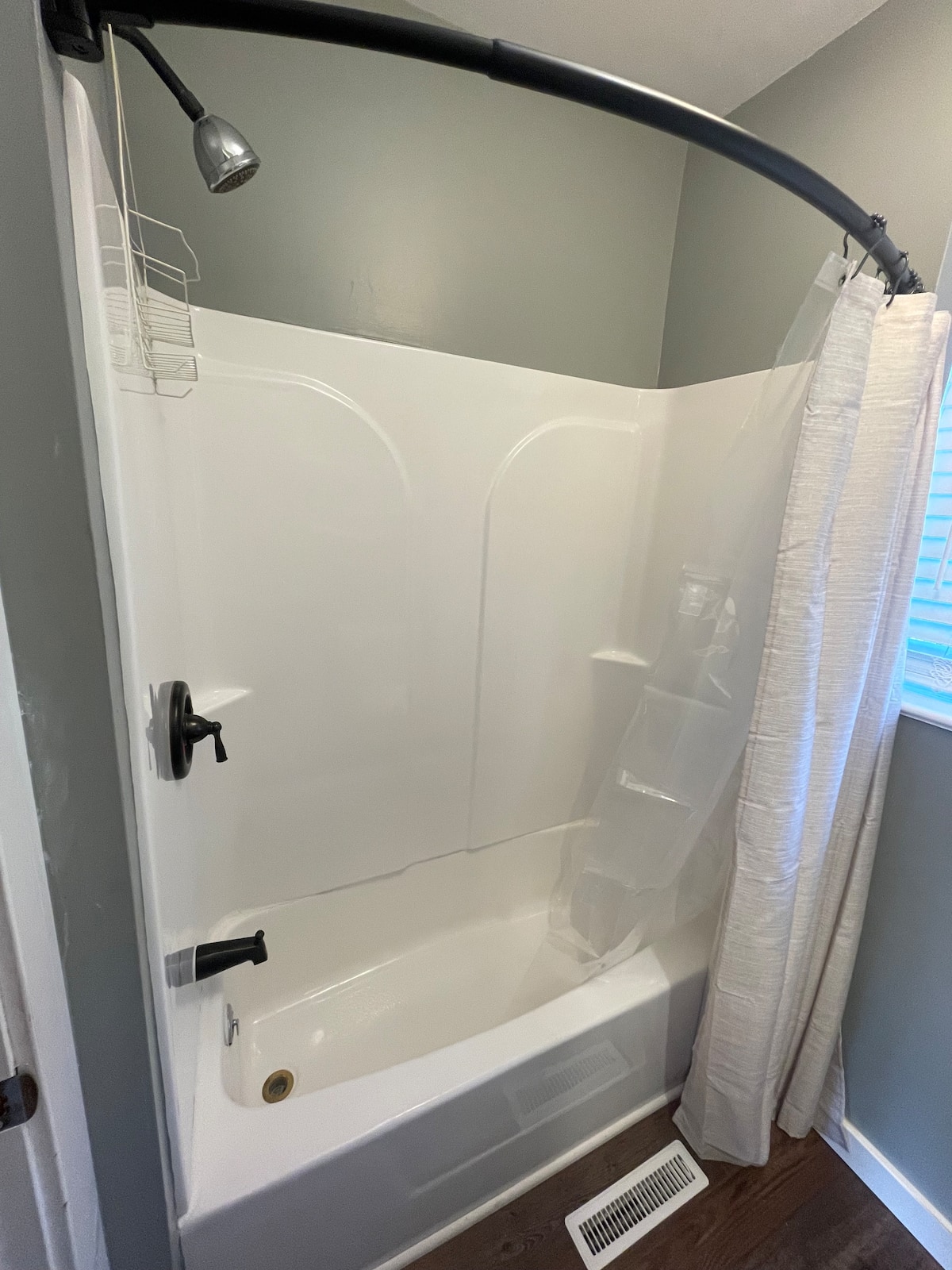 Country Club Estate — photo 29