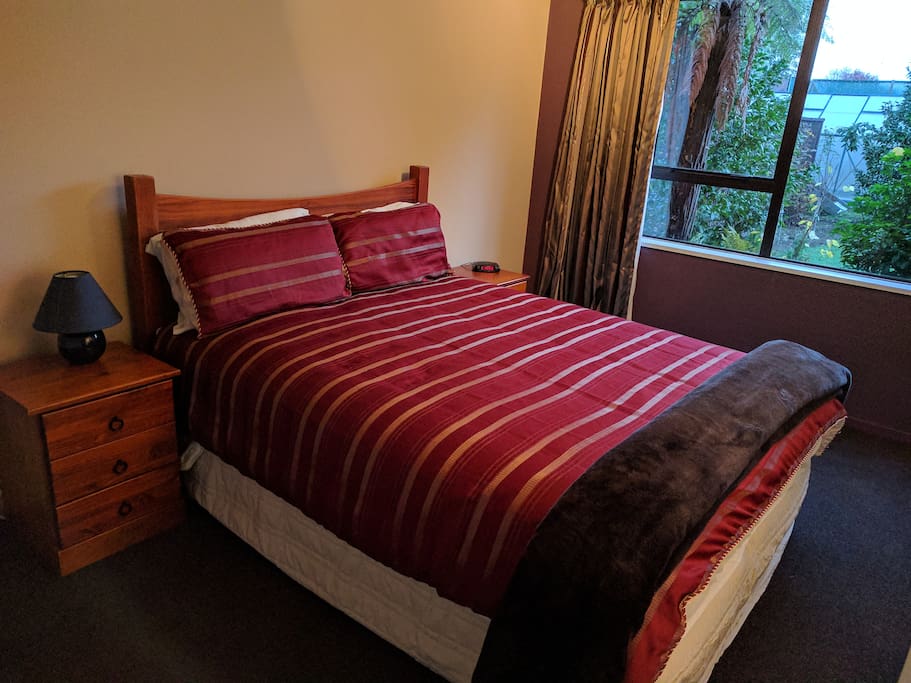 Queen bed in private room