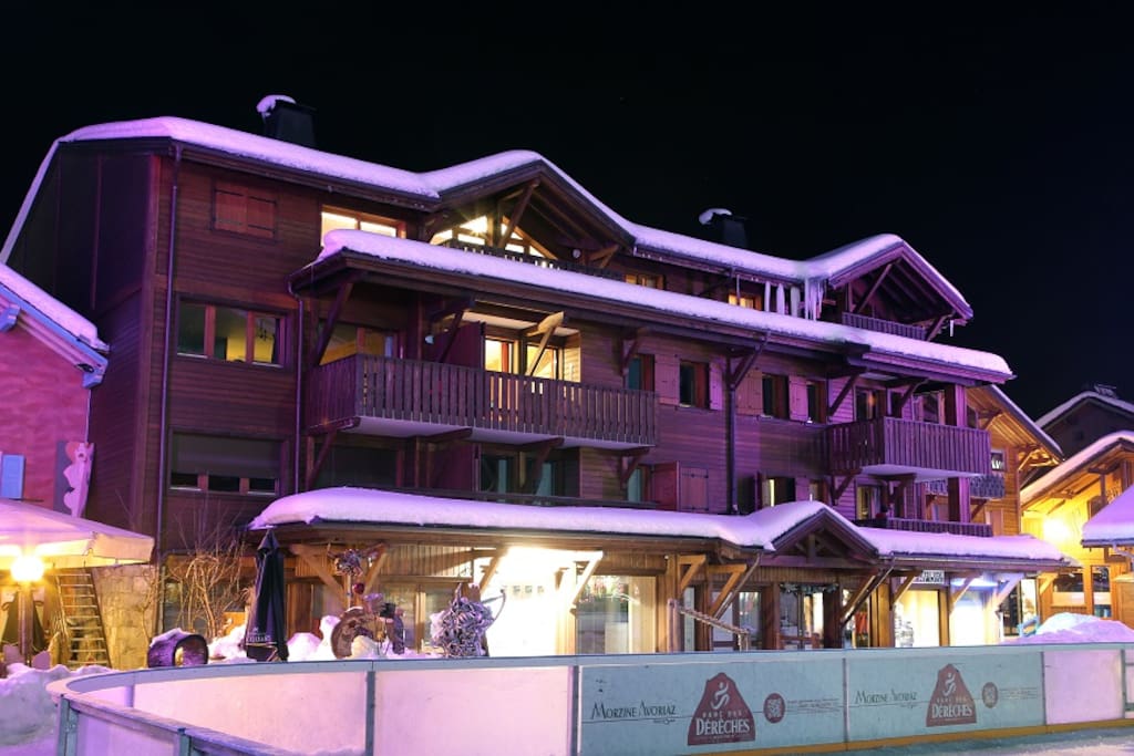Slalom Building