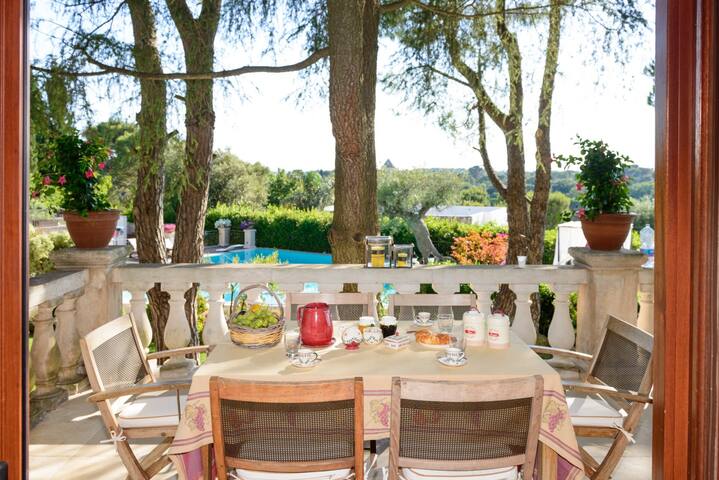 HelloApulia Villa Chiara historic villa with pool gallery image 3