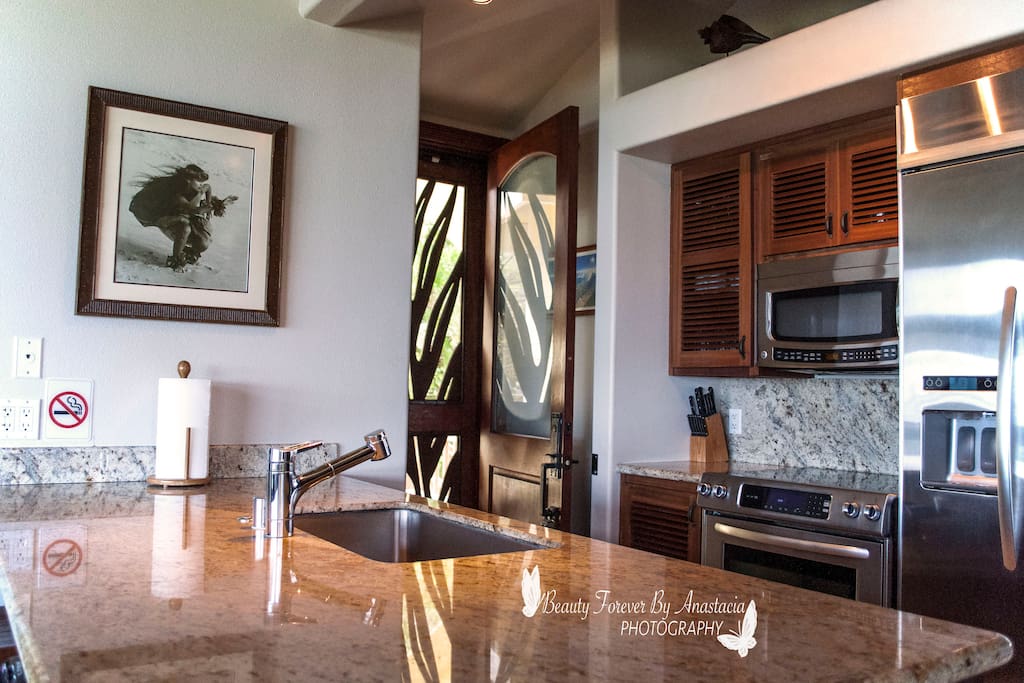 Fully appointed kitchen to share with host and other guests.