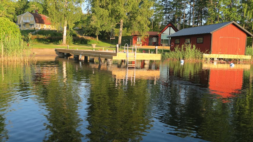 Airbnb Vattern Vacation Rentals Places To Stay