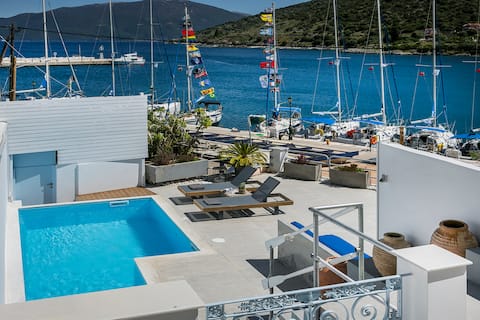 Palm Mansion Waterfront Ag.Efimia Kefalonia w POOL