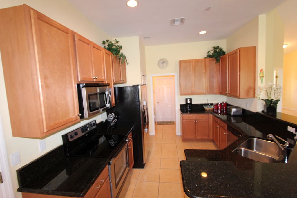 Large upgraded and fully equipped kitchen
