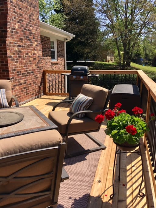 Deck with Grill