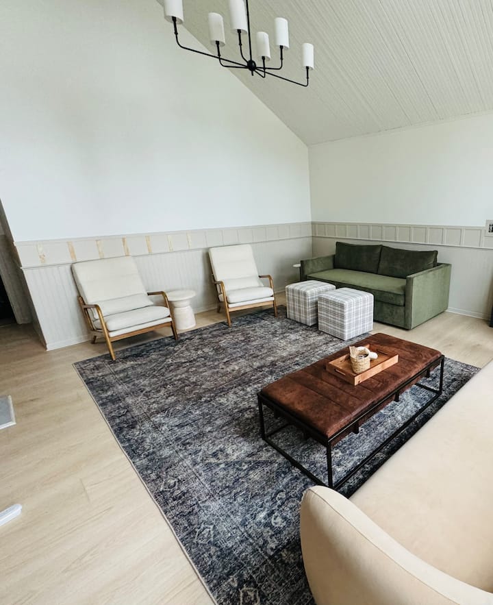 Beach Front Cottage On Lake Michigan - Mackinaw City, MI