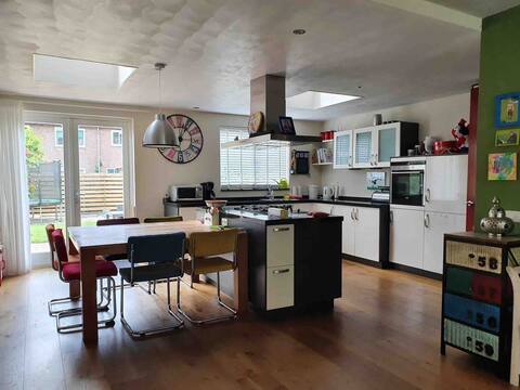 Cosy, spacious and quiet house near Amsterdam.
