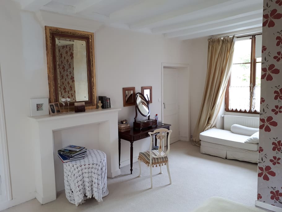 Relax in comfort in Balzac