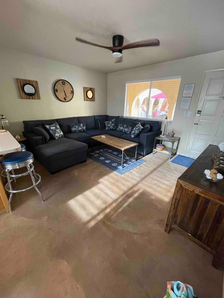 Relaxing Lake Havasu Condo - Lake Havasu City, AZ