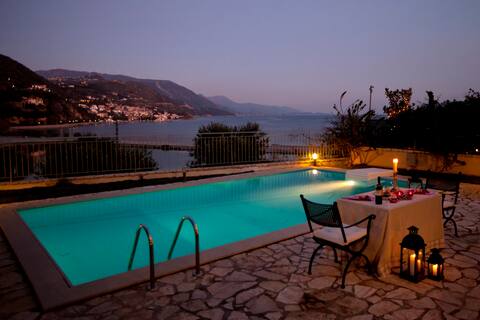 Parathalasso Villa C