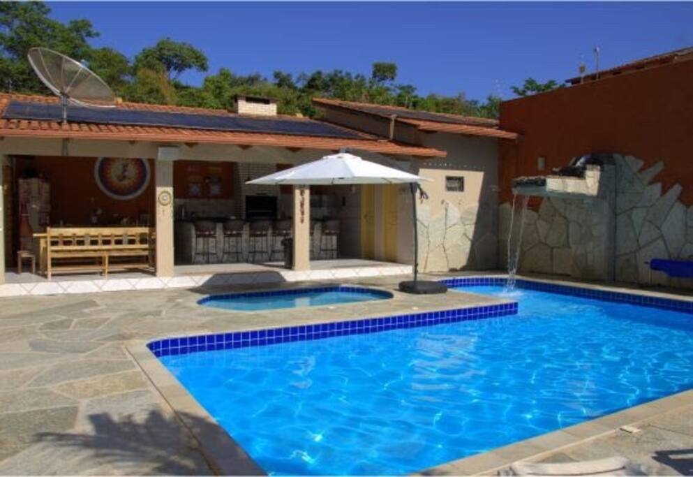 Piscinas integradas com Área Gourmet