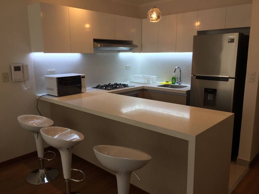 Kitchenet totalmente equipado