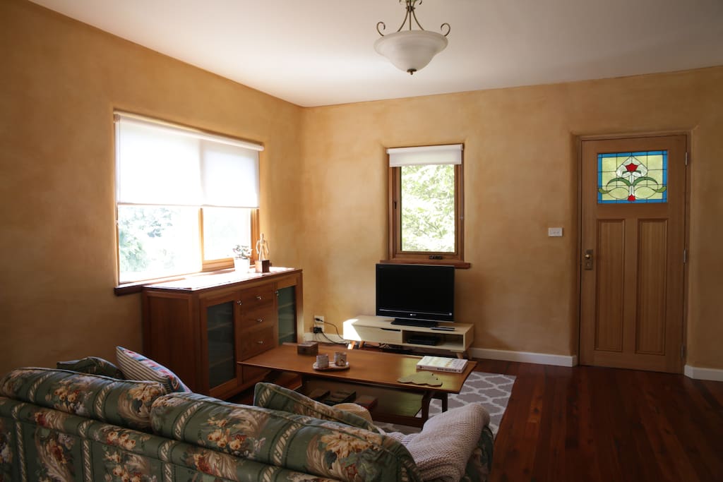 Lounge room.