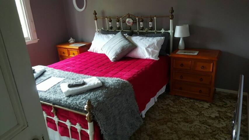 The Manse-Self  catering...relax and unwind.