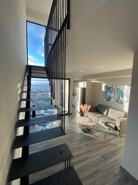 Sabana Sunset Floor23 (parking,A/C,nearby Airport)