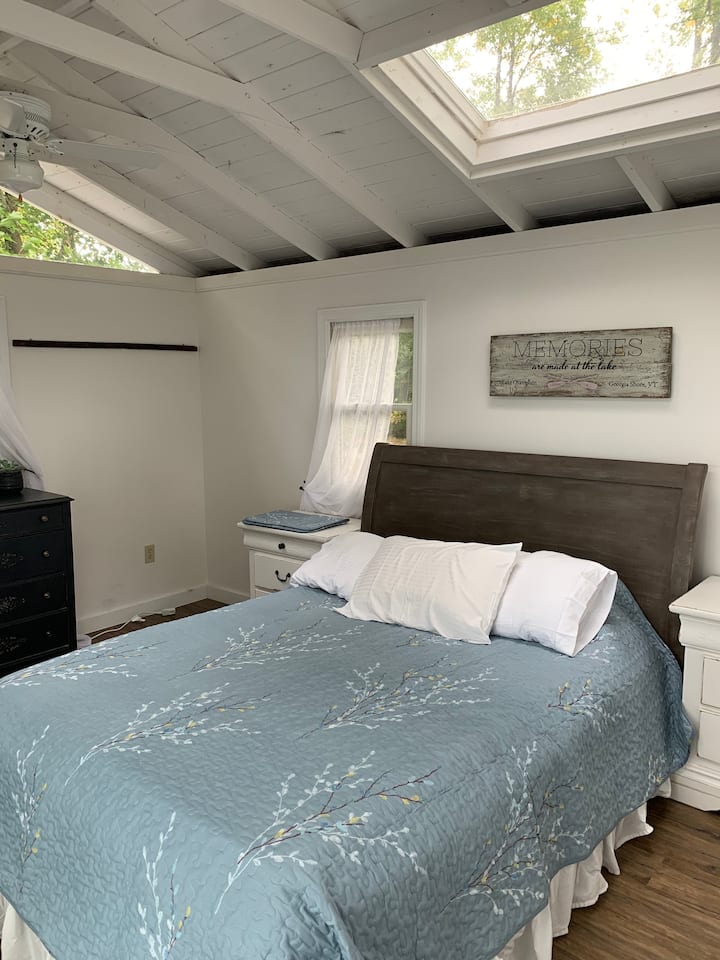 საძინებელი 1