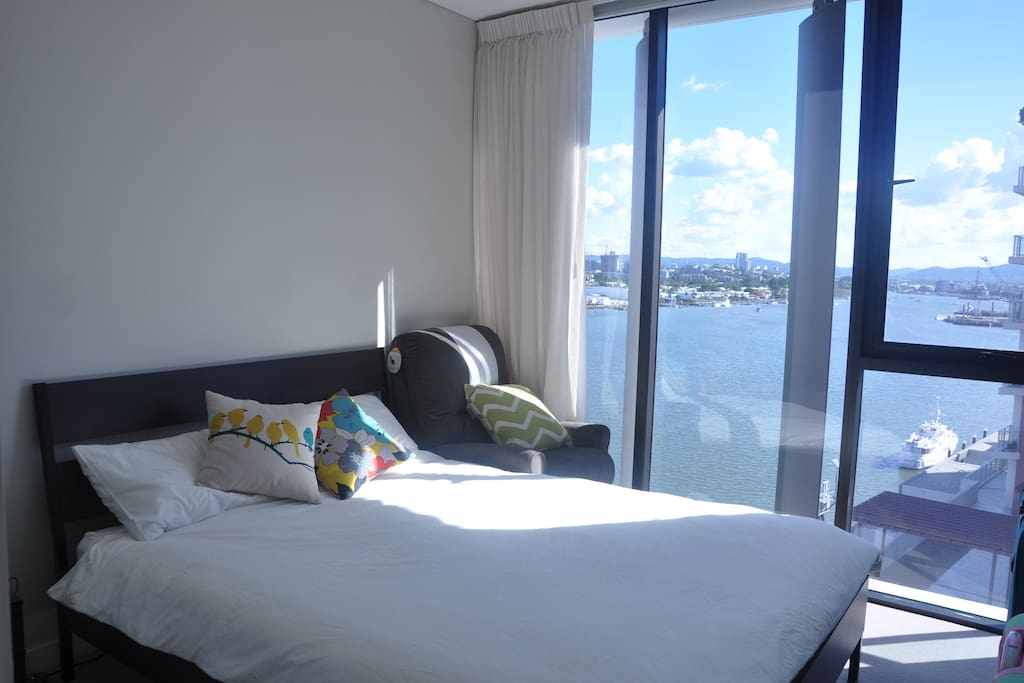 Enjoy river view from your bed + comfortable bed and sofa!