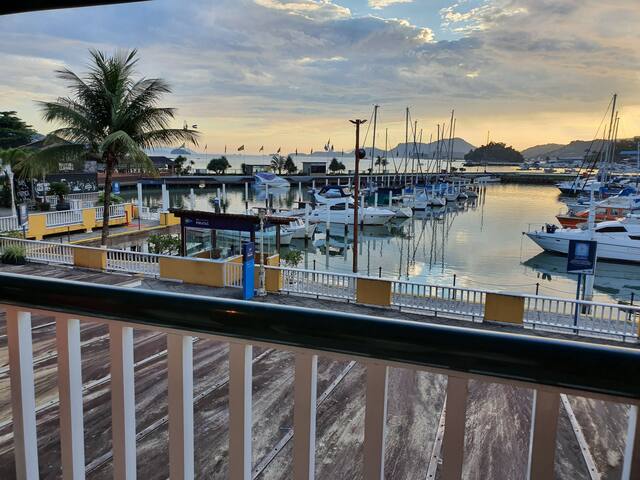 Apartamento no Shopping Piratas, Vista para o mar.