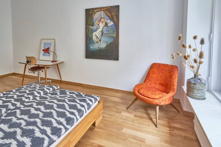 Art Loft in Central Munich; Four Big Bedrooms gallery image 3