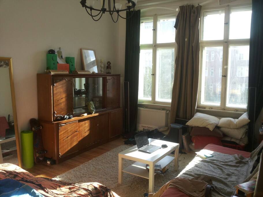 Wohnzimmer / living room