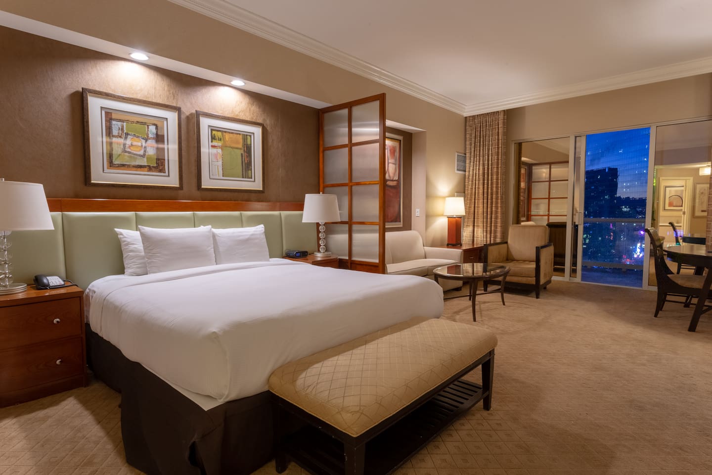 19 Dreamy Airbnb Las Vegas Vacation Rentals 57 Best Airbnb Las Vegas Strip for your budget