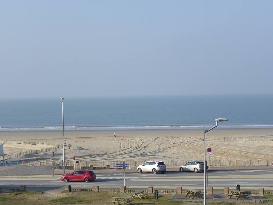 La plage vue du grand balcon.