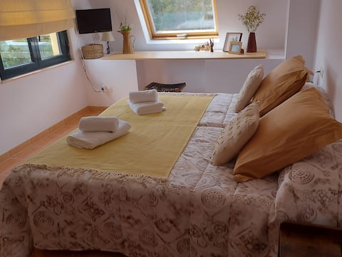 Enjoy the pool and beach on "Costa da Morte"