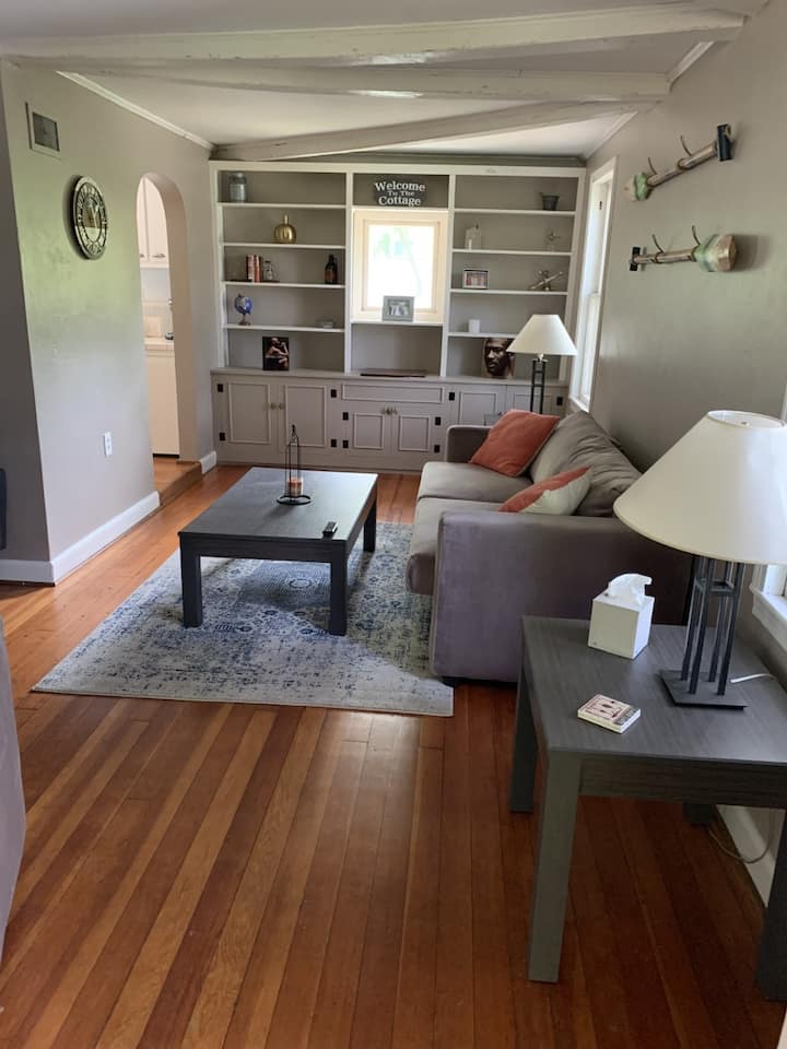 Top 10 Airbnb Vacation Rentals Near Cayuga Lake, New York Updated