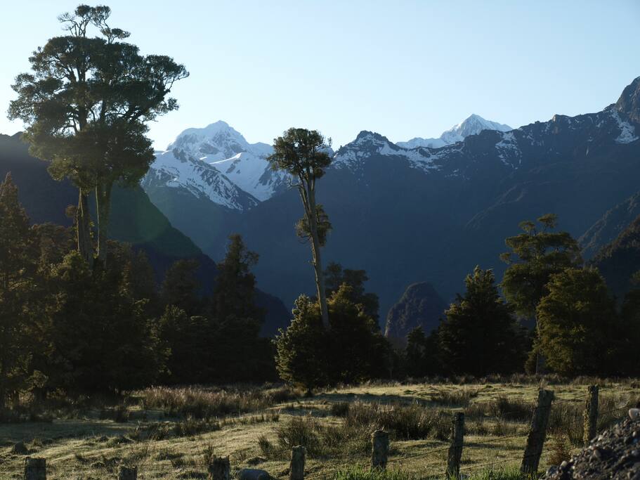 Wake up to these views of Mt cook and Mt Tasman.