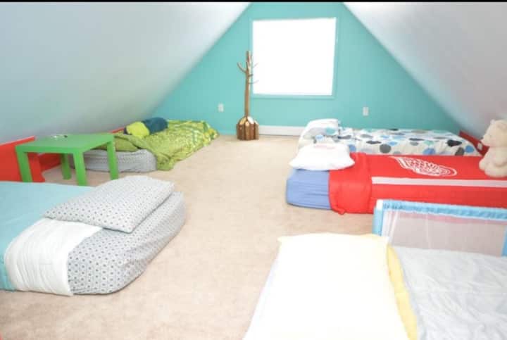 Chumba cha ghorofa kilicho na vitanda 6 pacha