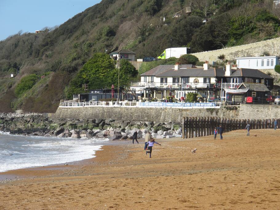 Ventnor beach, a short walk down the hill...