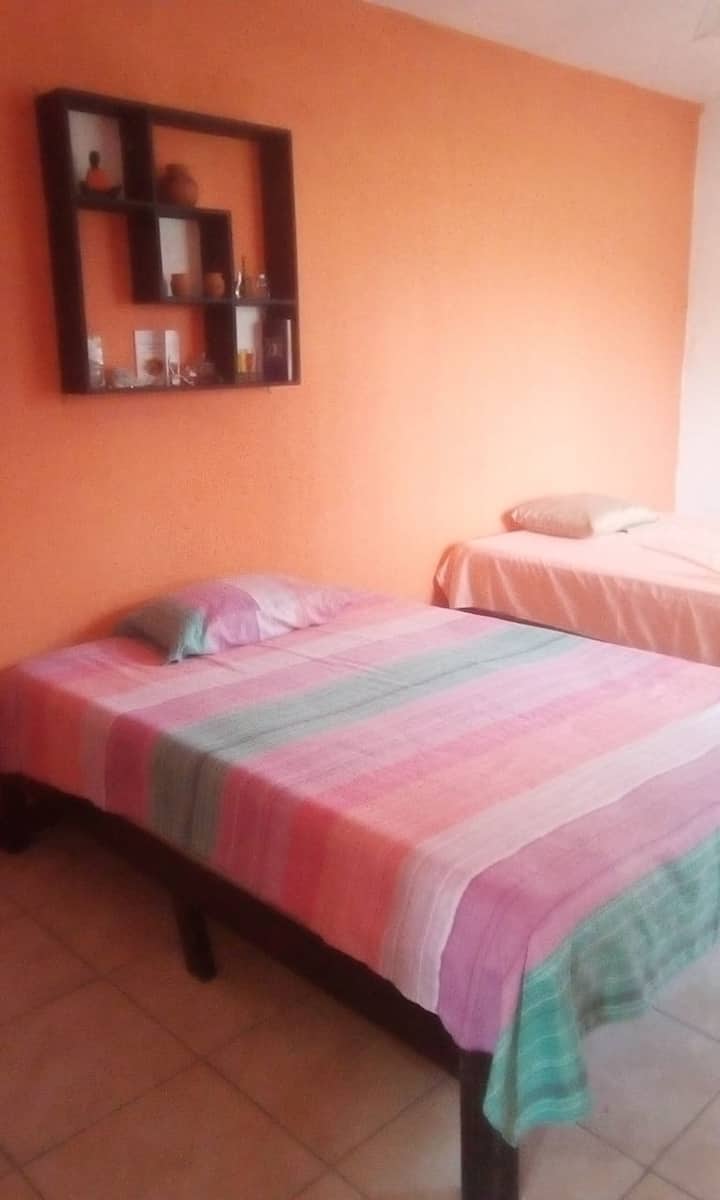 Schlafzimmer 2