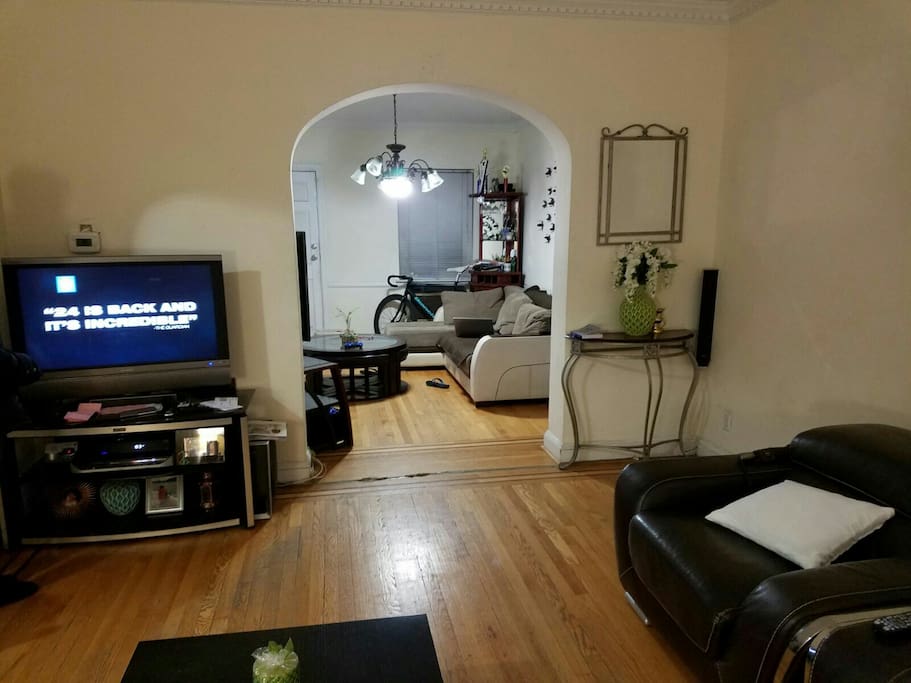 From main living room u go into play media room with another TV connected to PS4 and smart TV with Nextflix etc