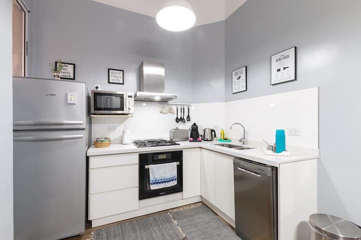 Two-bedroom brand-new apartment in Monserrat