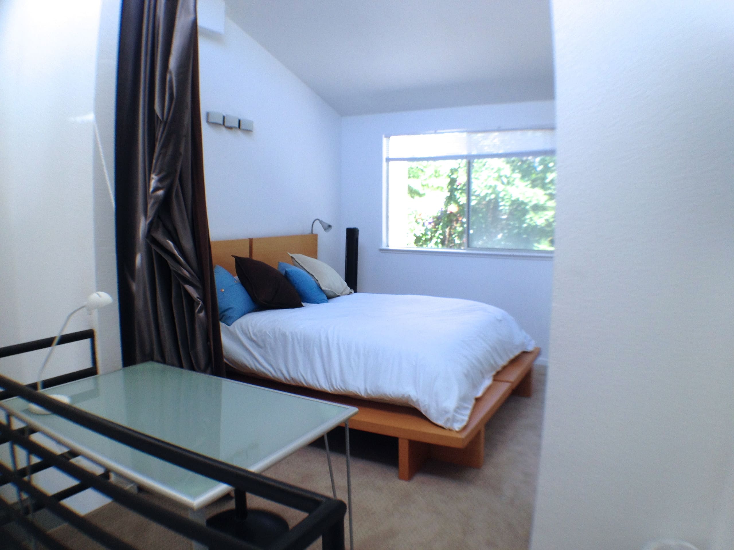 Home in San Francisco · ★4.91 · 2 bedrooms · 2 beds · 1 bath - Image 28