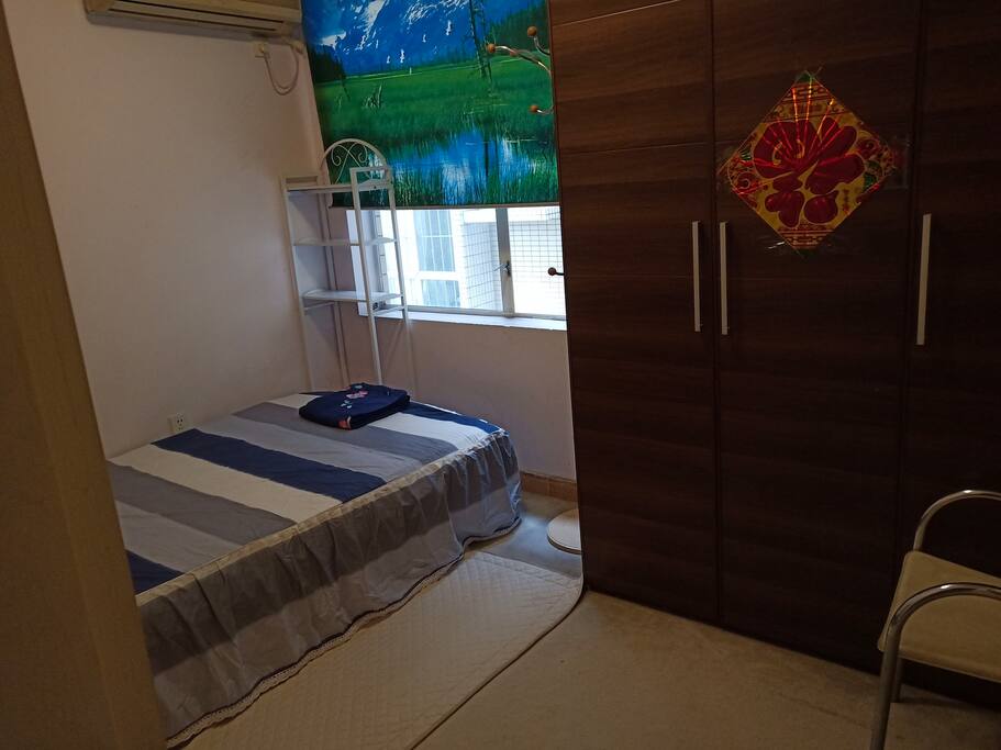 女房东每天打扫房间卫生;免费洗衣服