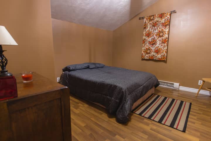 חדר שינה זוגי
