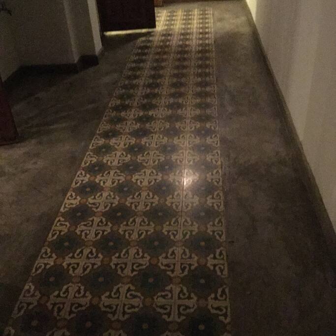 Varandão entrada para Sala 1 e Quarto 1