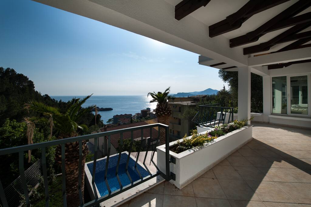 Terrace with sea view