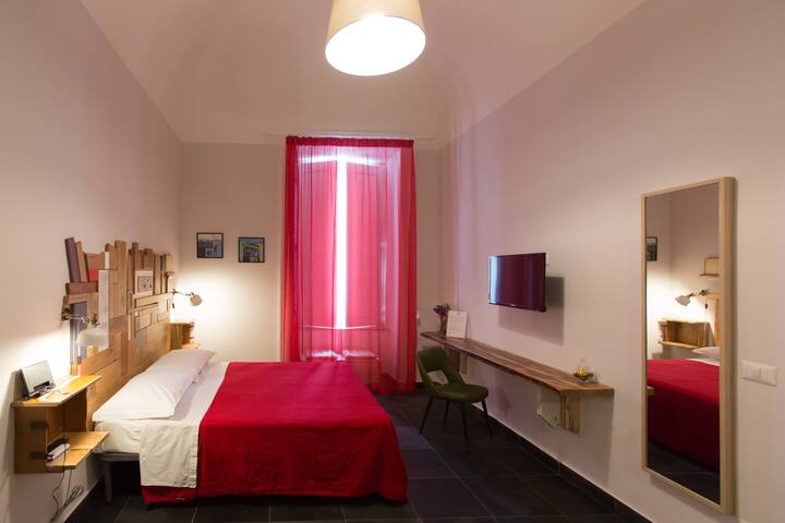 The Bellini House by House In Naples – Room 2 gallery image 2