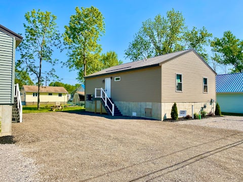 Sunsetbay Large 3 bedroom beach house
